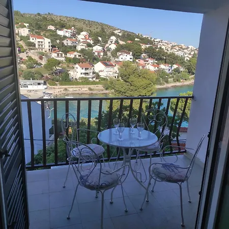 Seaview Apartment Okrug Gornji