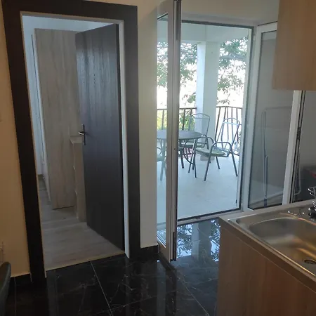 Seaview Apartment Okrug Gornji